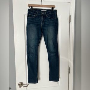 Levi’s Classic Mid Rise Skinny sz 4 Dark
